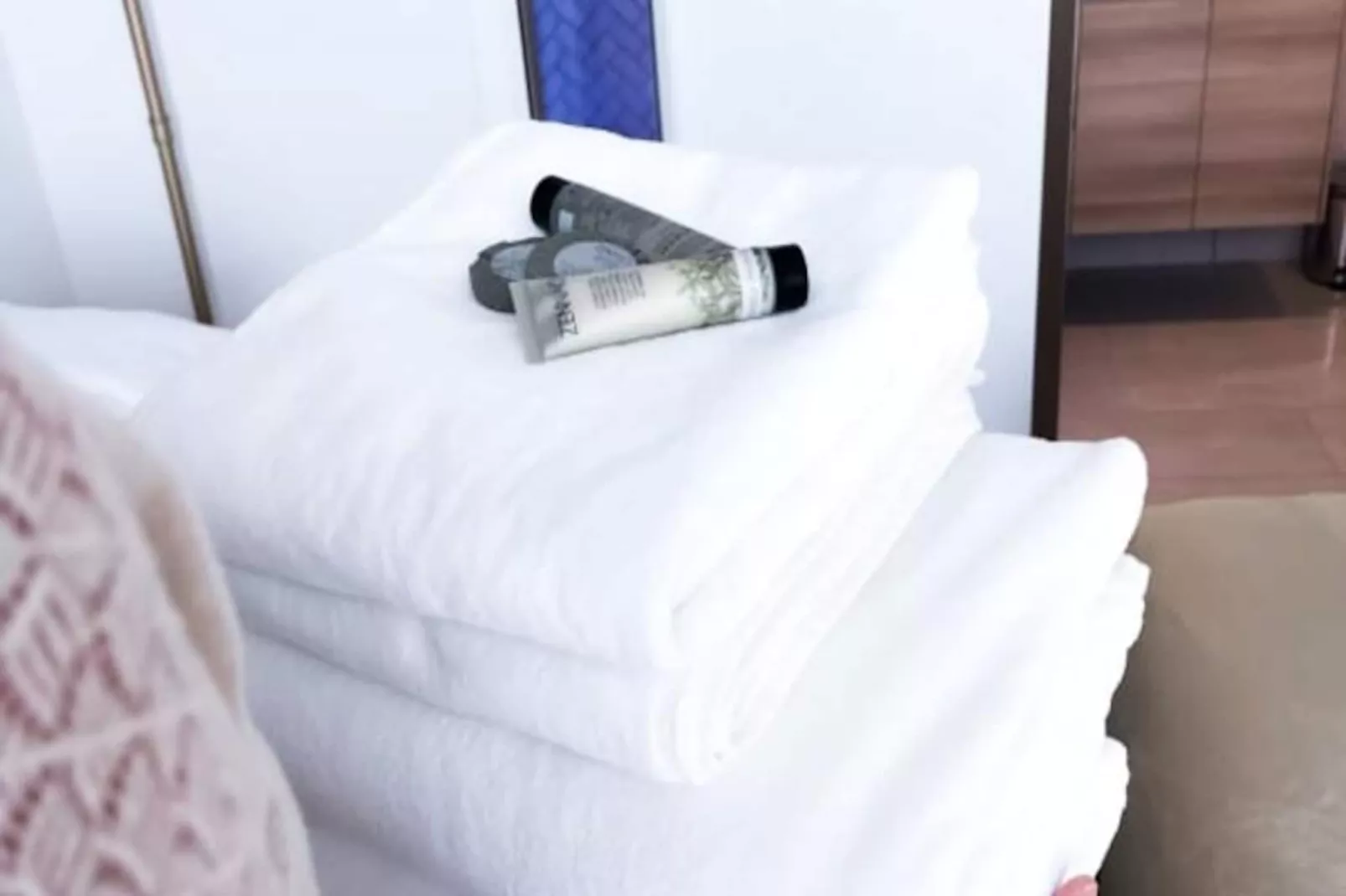 Maison R&eacute;gent & Spa - A L'ombre Des Pins-Non tagué