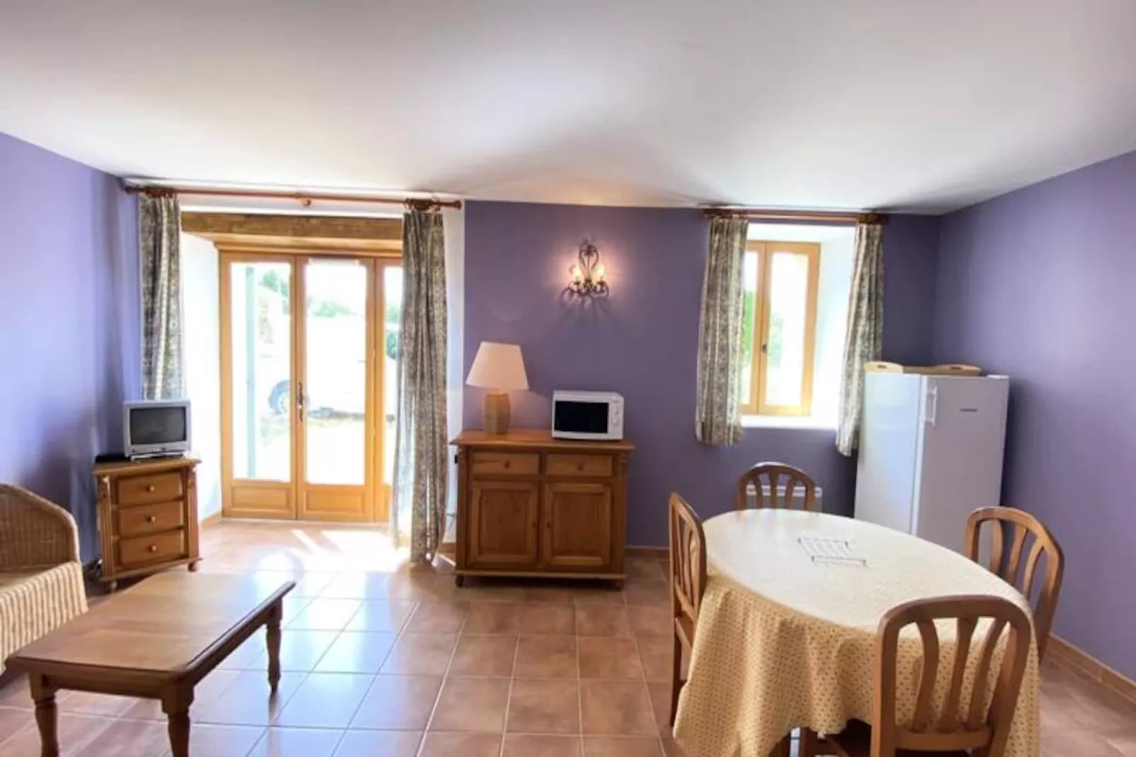 04b6 : Beau Studio Dans Un Mas Proven&ccedil;al - Piscine-Nicht zugeordnet