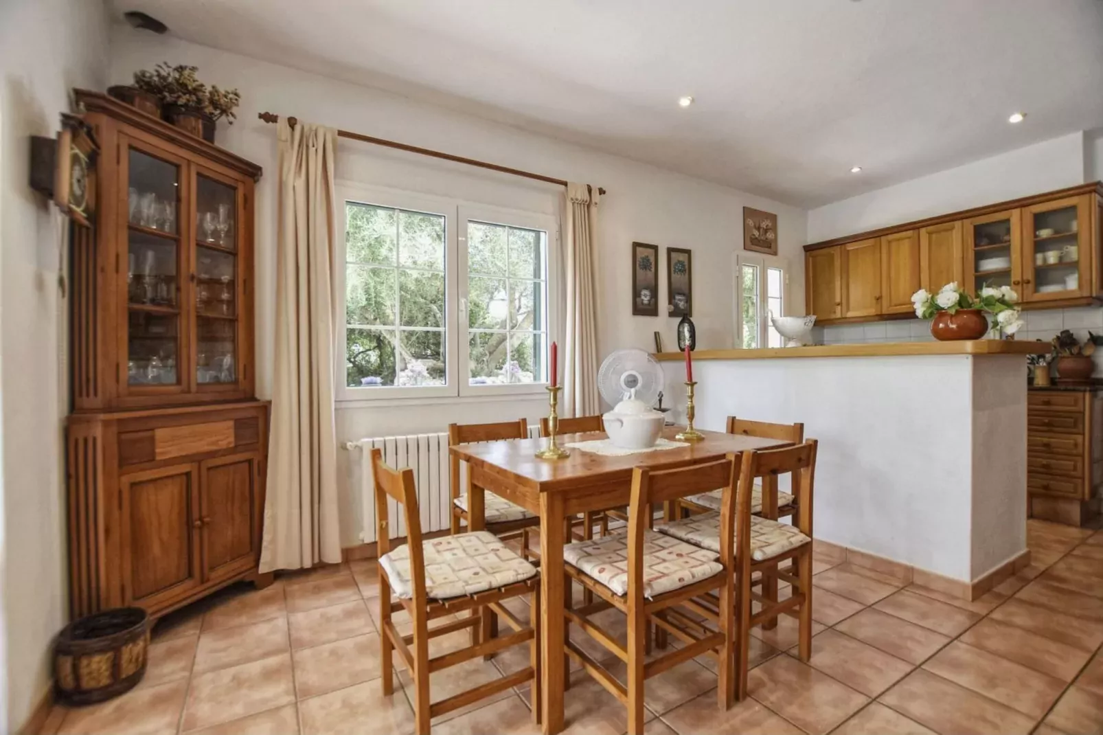 Tórtolas-Dining room