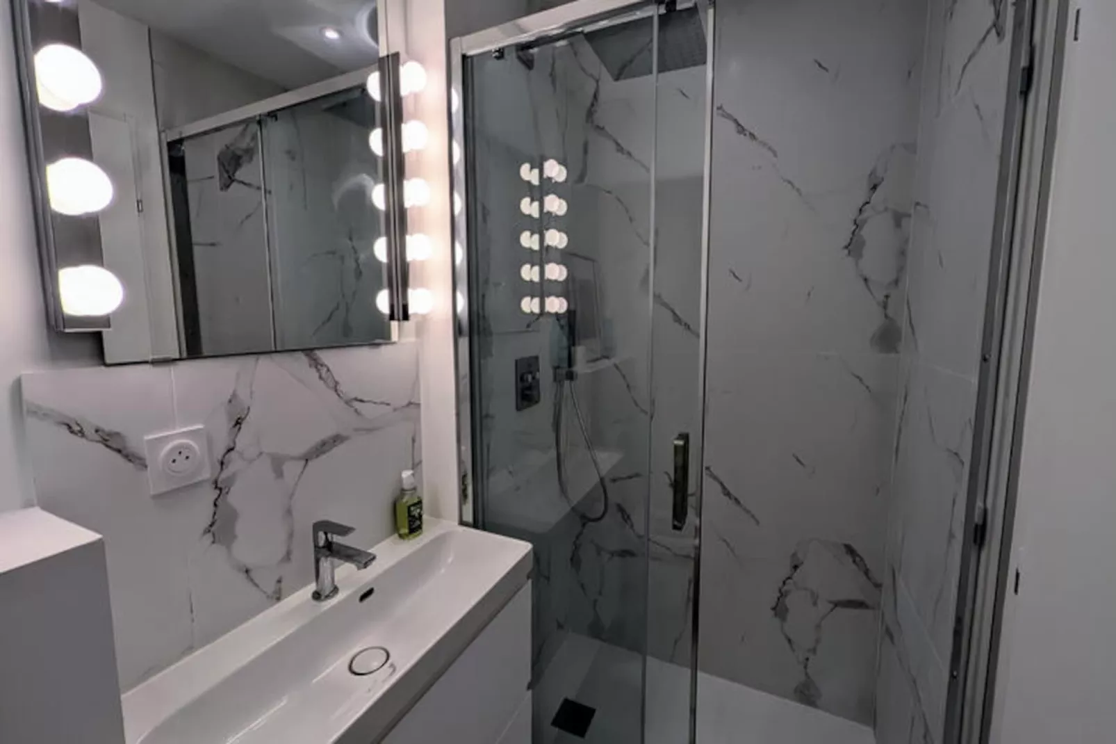 Appartements à Cap D'Ail-Untagged