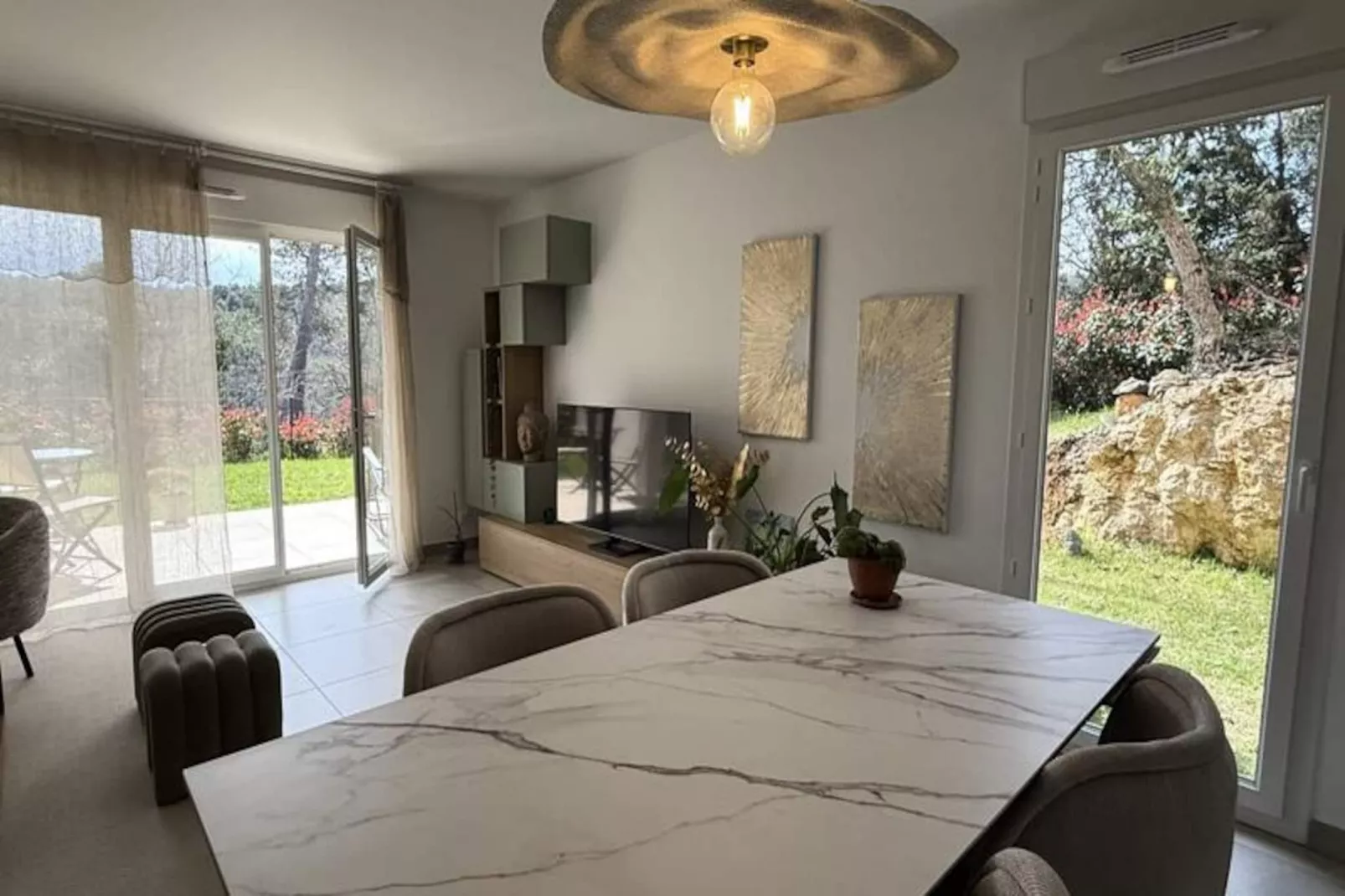 Appartement Cosy - Jardin - Piscine-Untagged