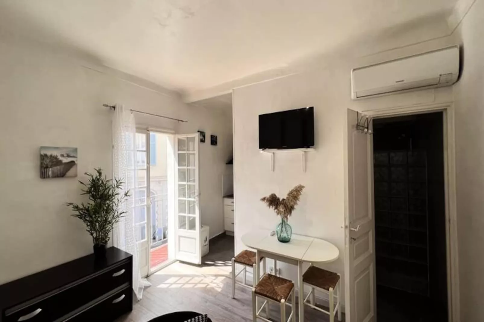 Résidence Studio Rénové Dans Le Coeur Du Vieil Antibes, Wifi, Climatisation-Non tagué