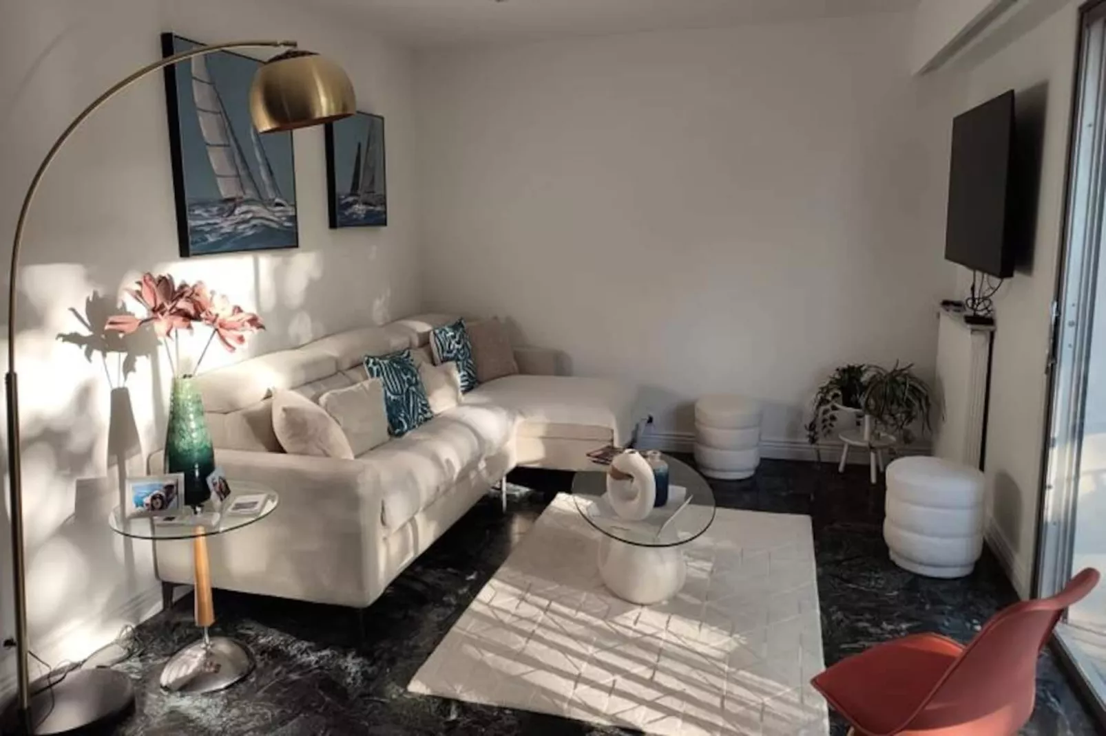 Résidence Appartement Tout Neuf Vue Mer Avec 2 Chambres Dans Antibes-Untagged