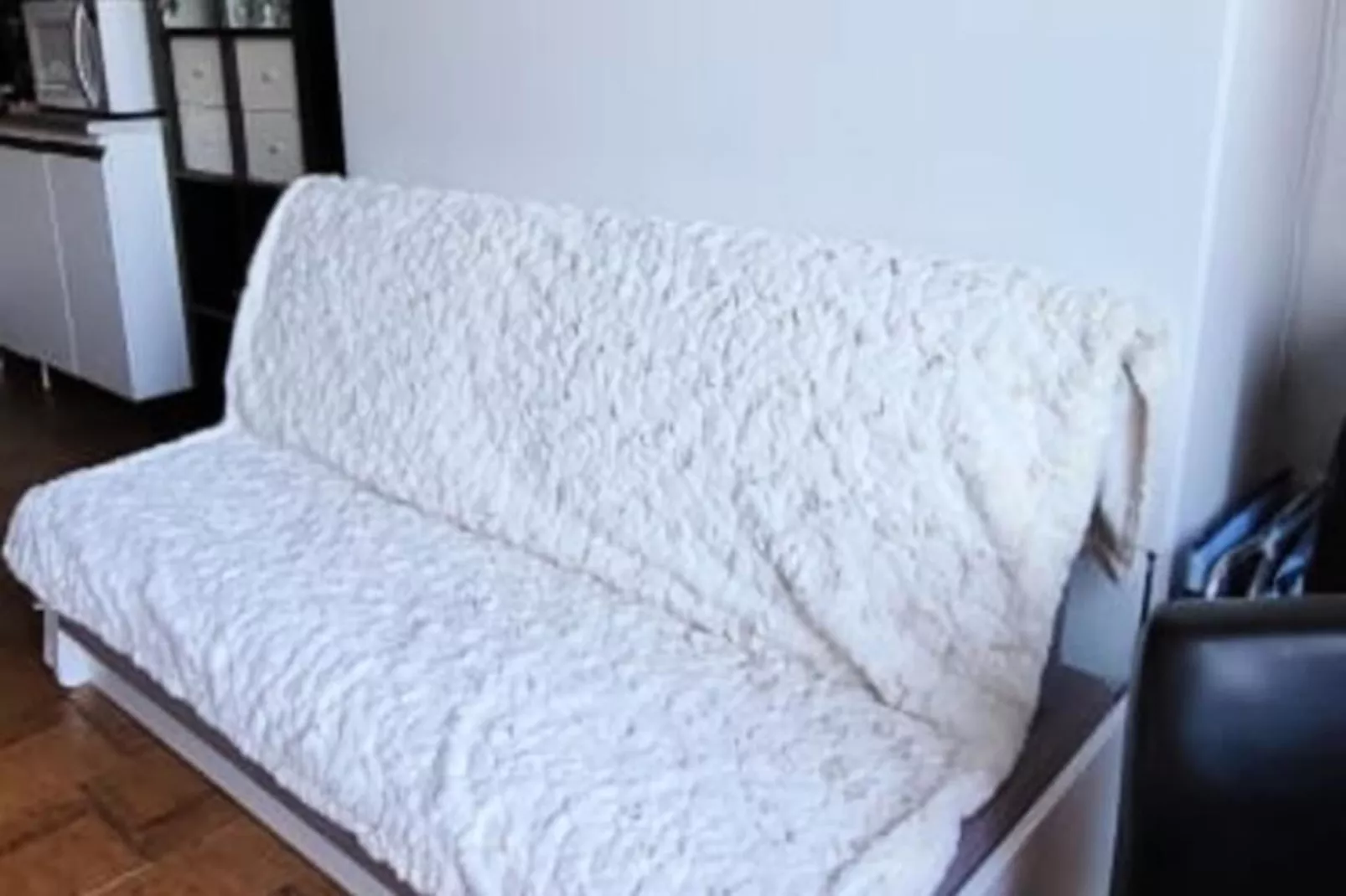 Résidence La Croisi&egrave;re : Vue Sur Les Bateaux, Balcon, R&eacute;nov&eacute;, Climatis&eacute;, Parking, .-Non tagué