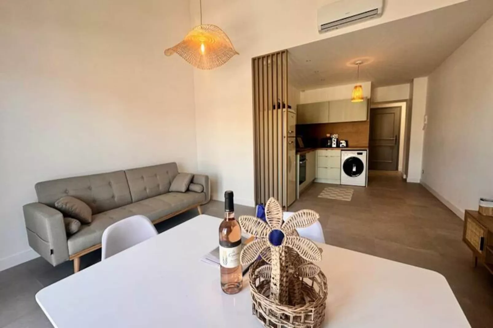 Résidence Les Palmiers -  Appartement Une Chambre Vue Canal-Non tagué