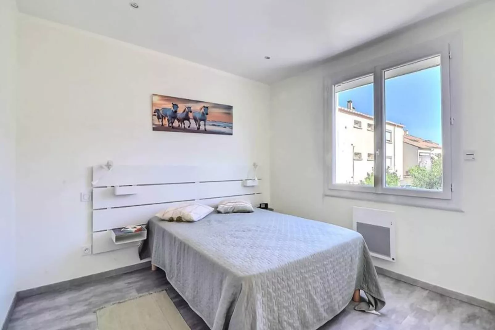 Résidence Les Suzannes-Non tagué