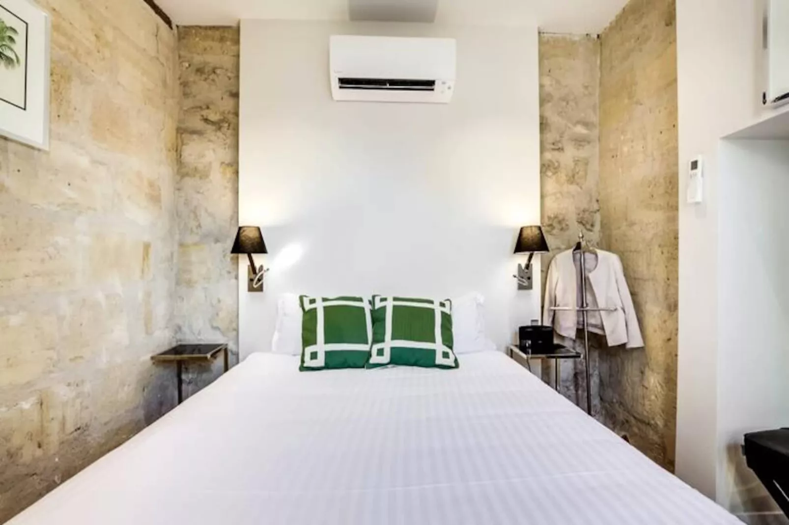 Maison Ingw&euml; - Appartement Avec Terrasse Place Gambetta-Untagged