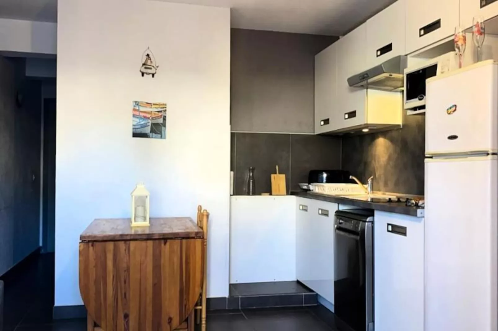 Beau T2 Bis Traversant Idéalement Situé-Nicht zugeordnet