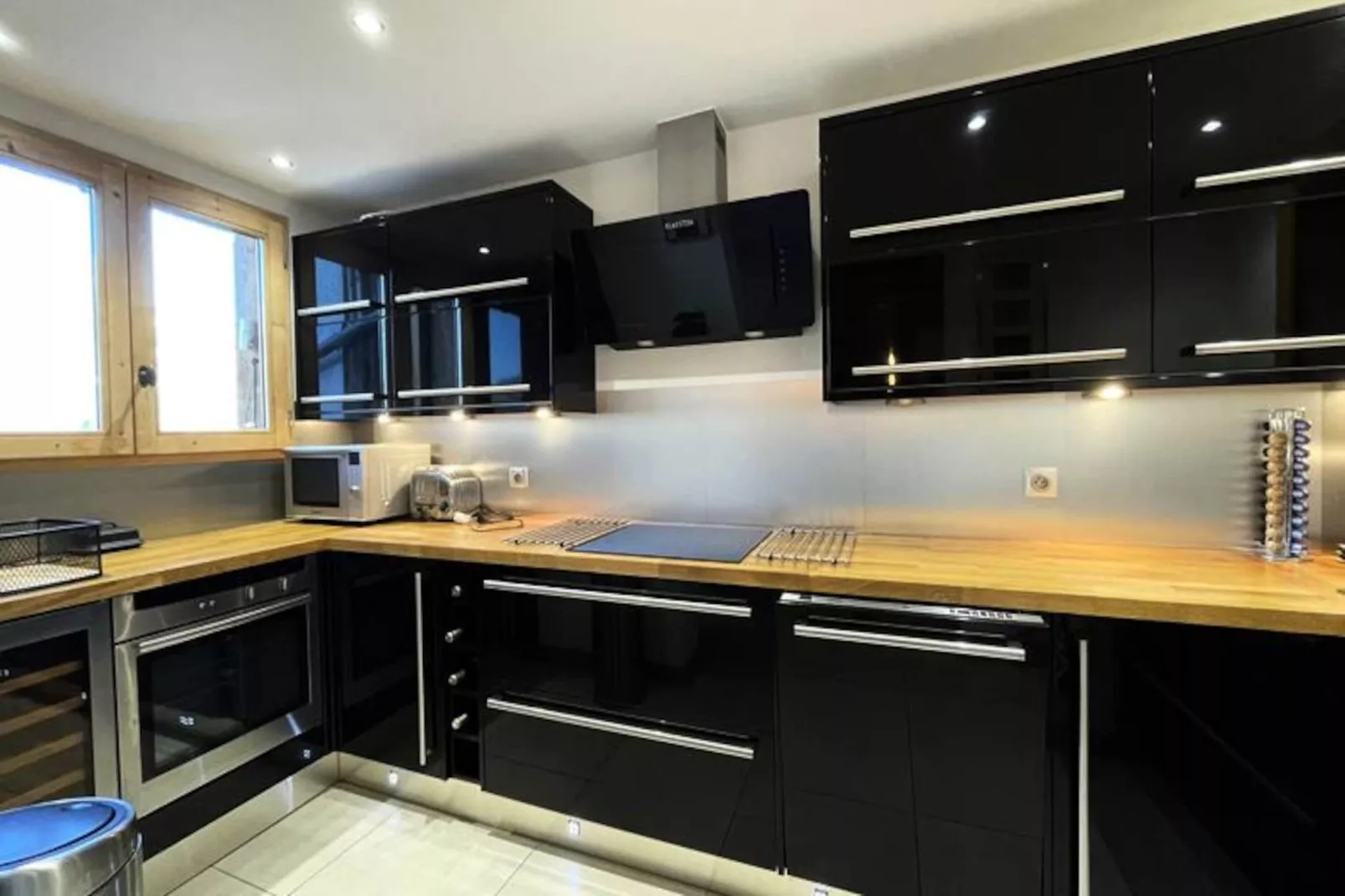 Le Vieux Chalet-Nicht zugeordnet