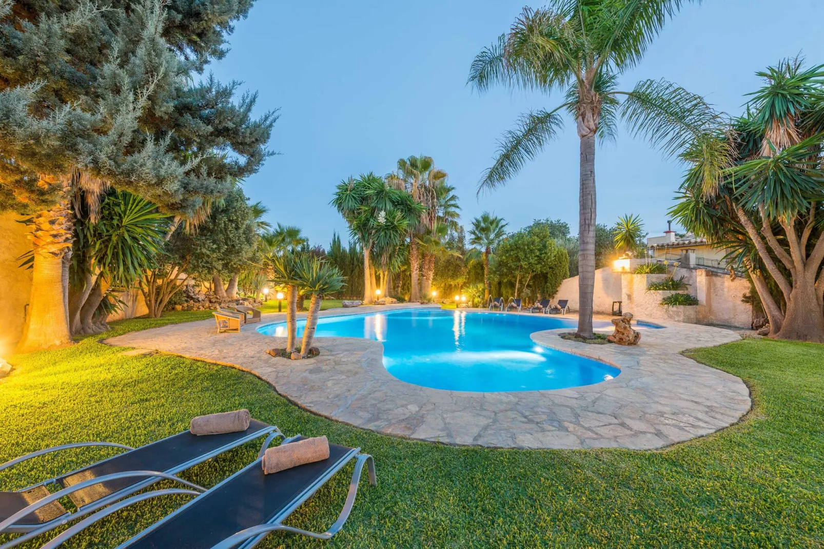 Can Gual-Exterior summer