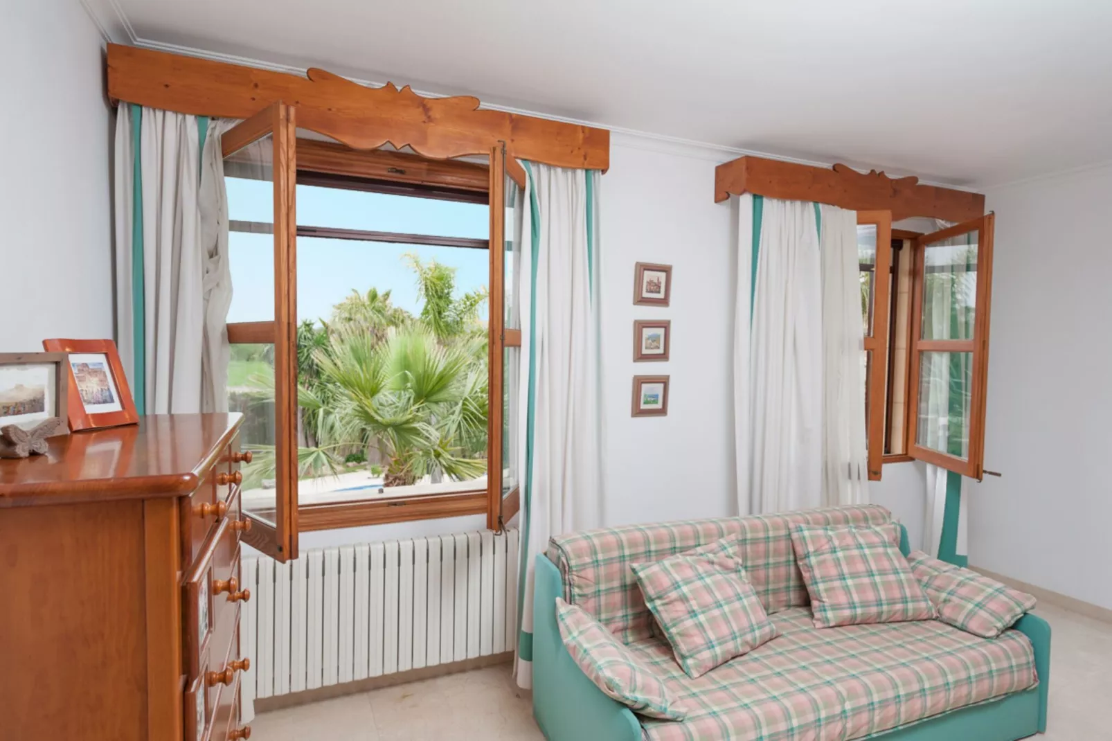 Can Gual-Exterior summer