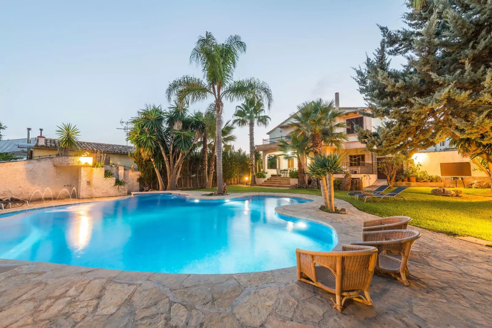 Can Gual-Exterior summer