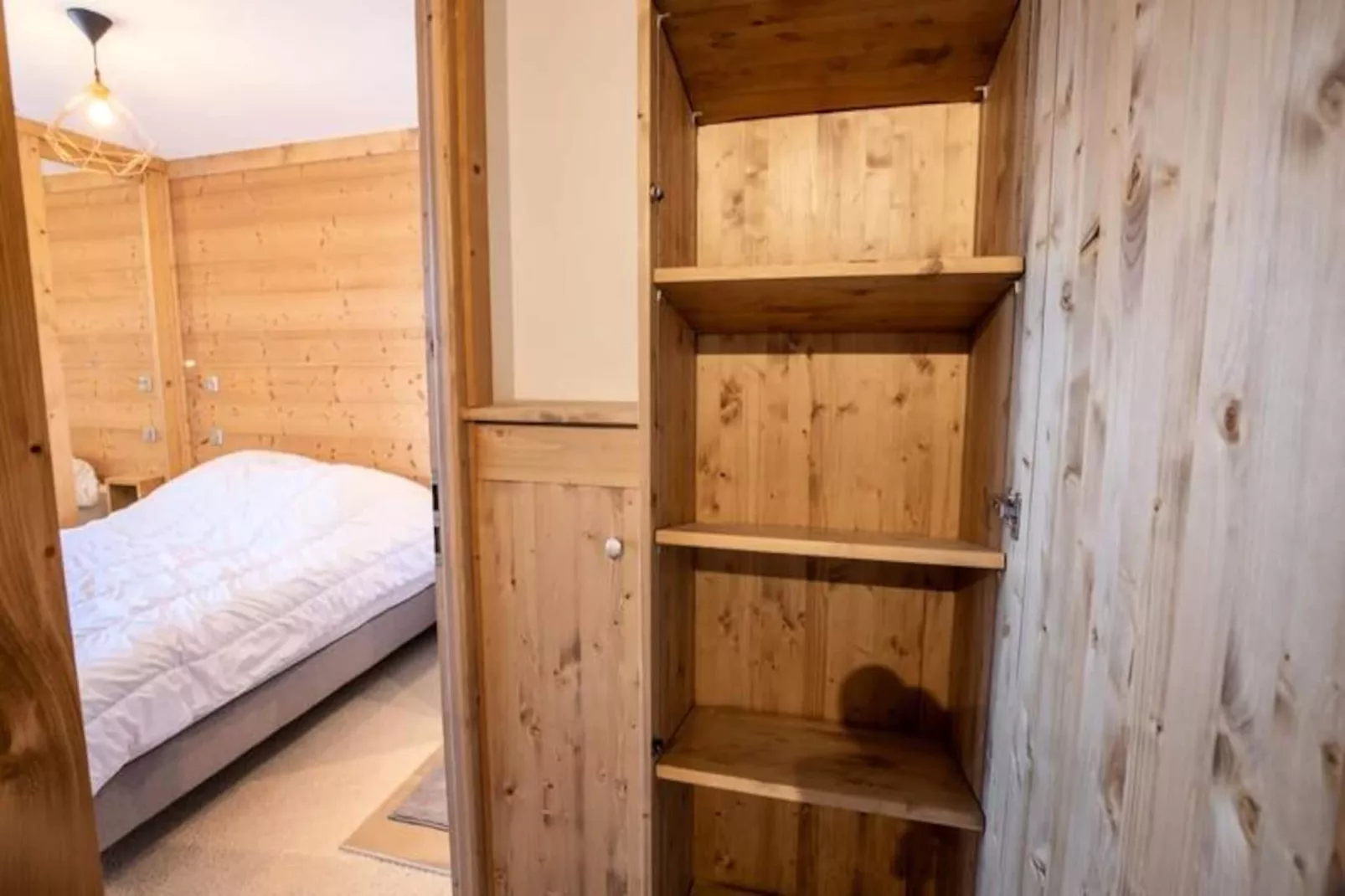 Les 3 Marches A1 En Face Du T&eacute;l&eacute;si&egrave;ge De Morel - Untagged