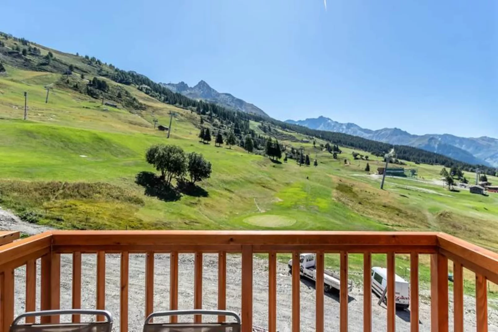 Résidence Les Monarques-Untagged