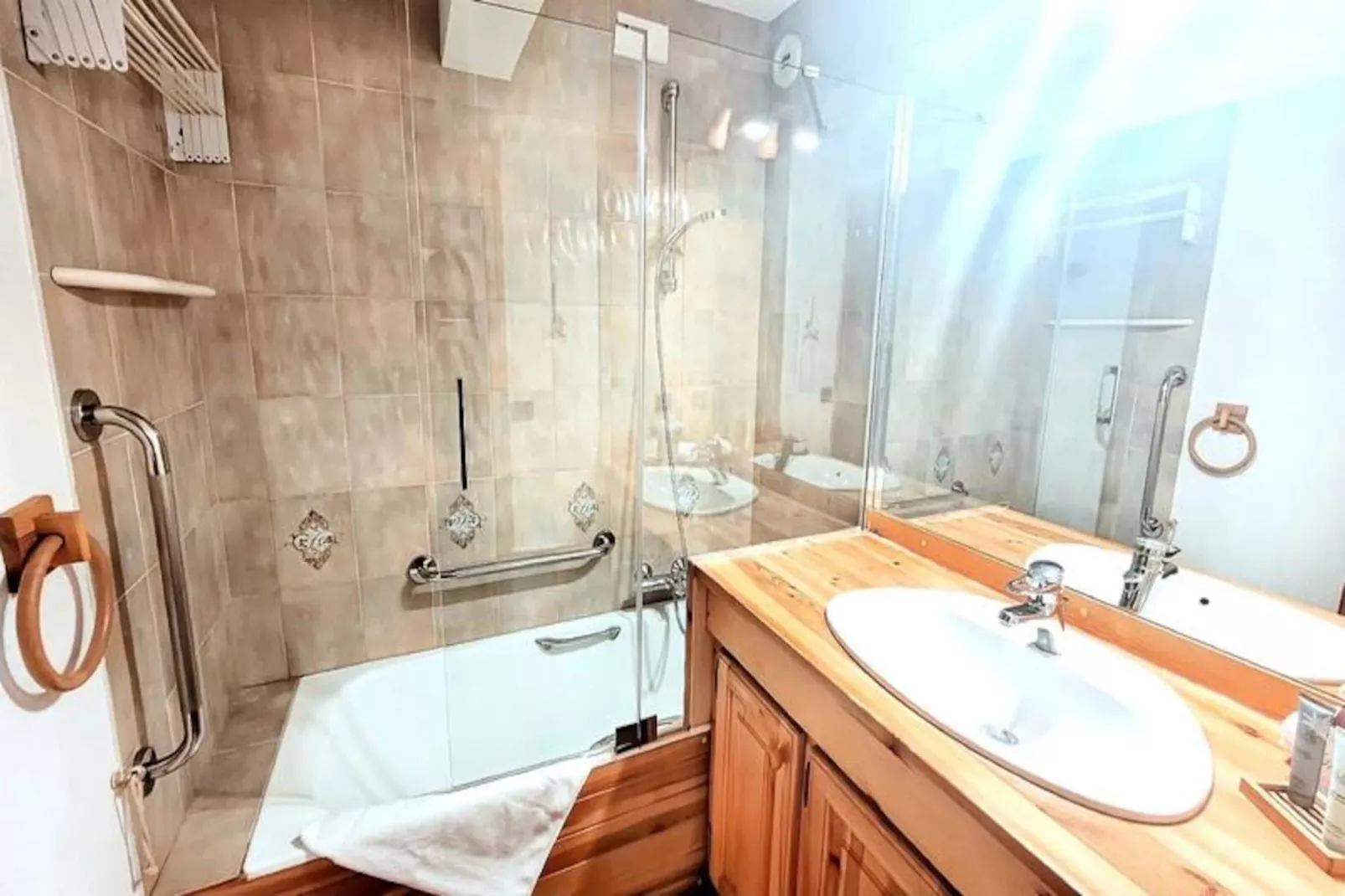 Résidence Week End-Untagged