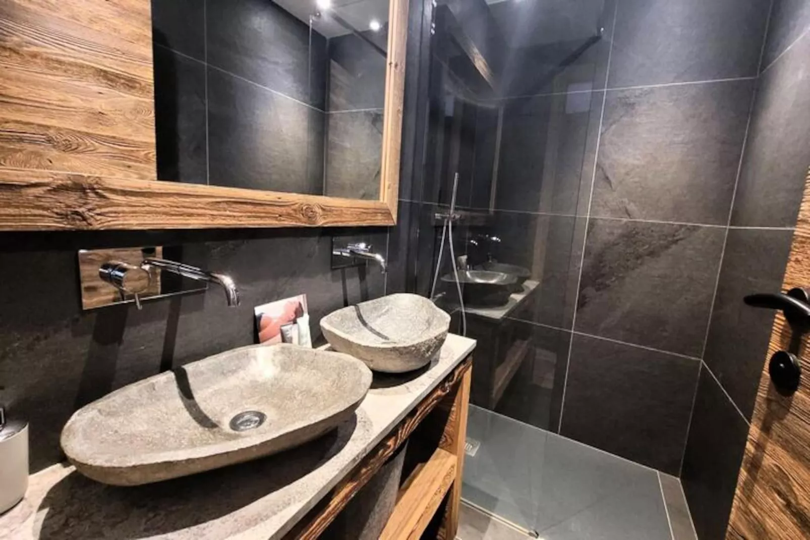 Résidence PremiÈre Loge-Untagged