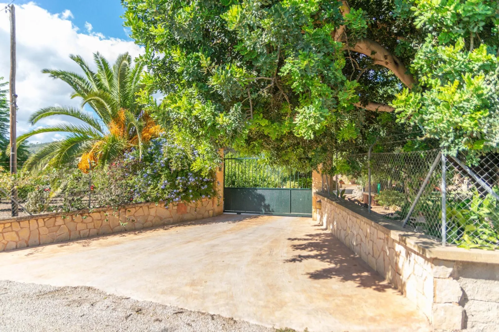 Ca Sa Nina-Exterior summer