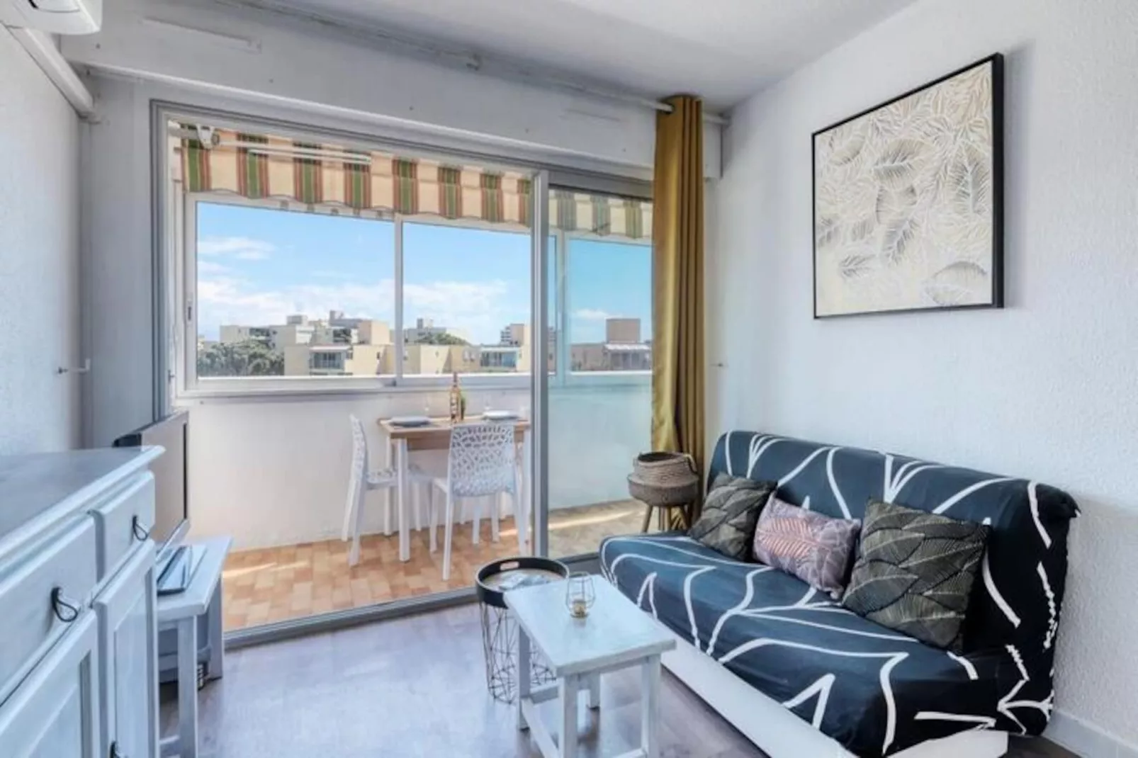 Résidence T2 &agrave; 600 M De La Plage ! Climatis&eacute;-Non tagué