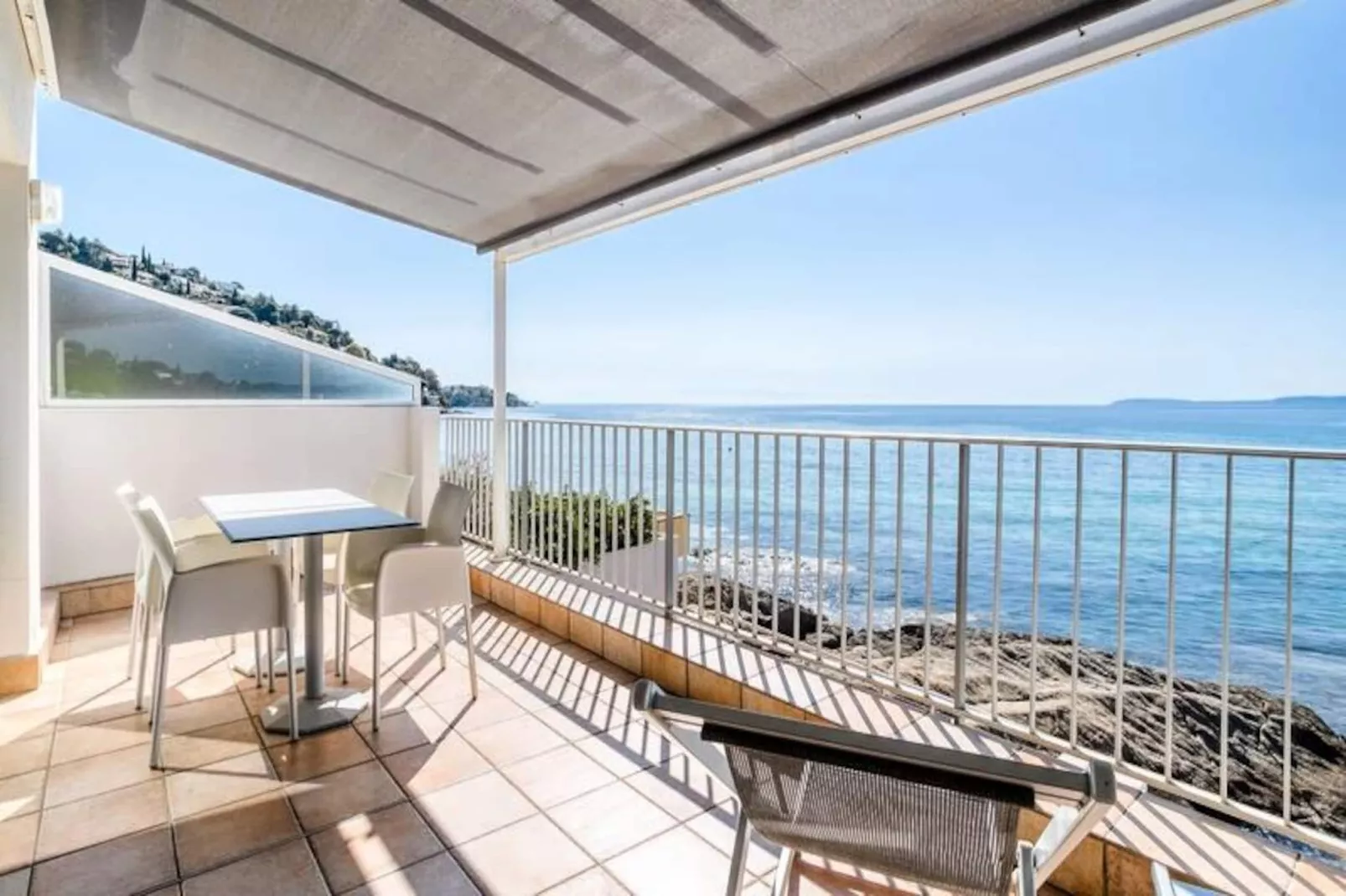 Résidence Suite Vue Mer 🌅 – Comme Un Appartement, Dans Un Hôtel 4★ Fermé L’hiver-Untagged