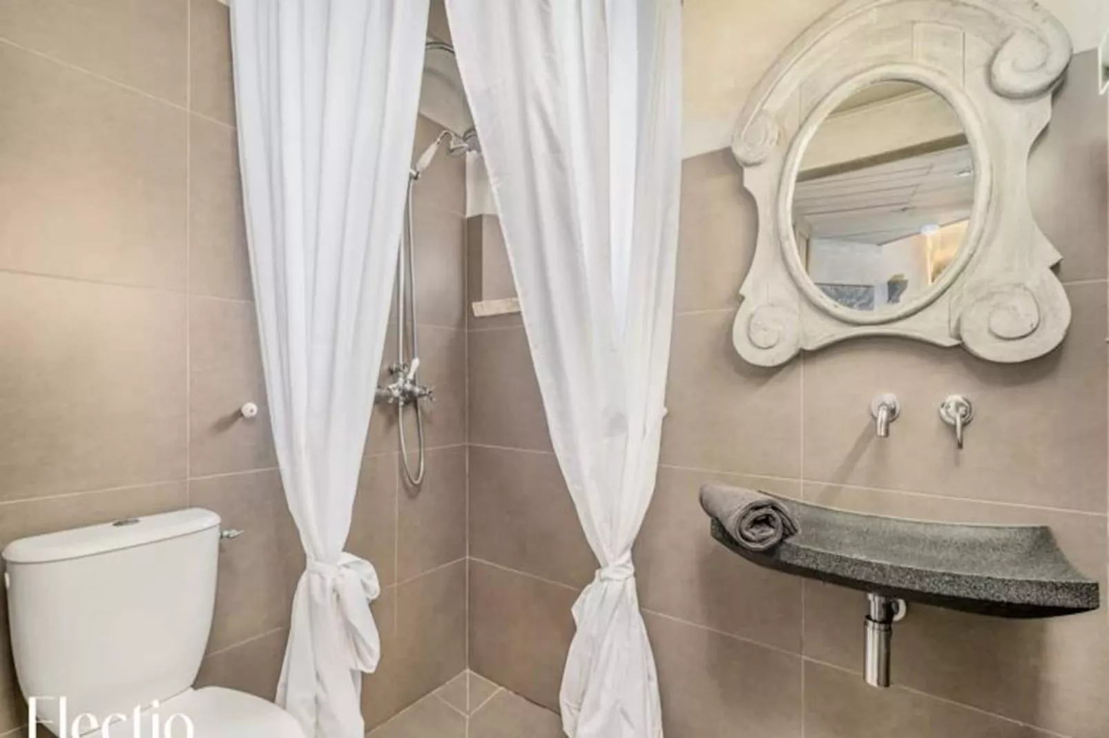 Loggia 1 Olivier | R&eacute;sidence Les Petitons-Untagged