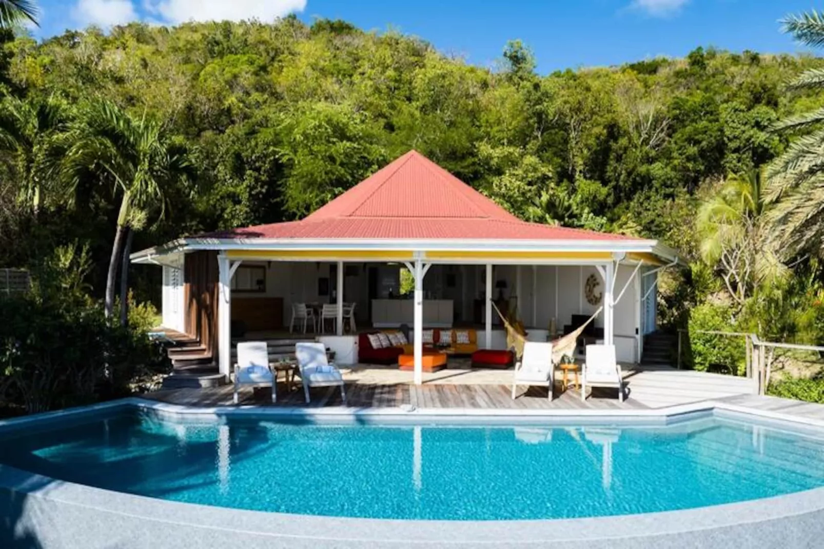 Villa Calico - Untagged