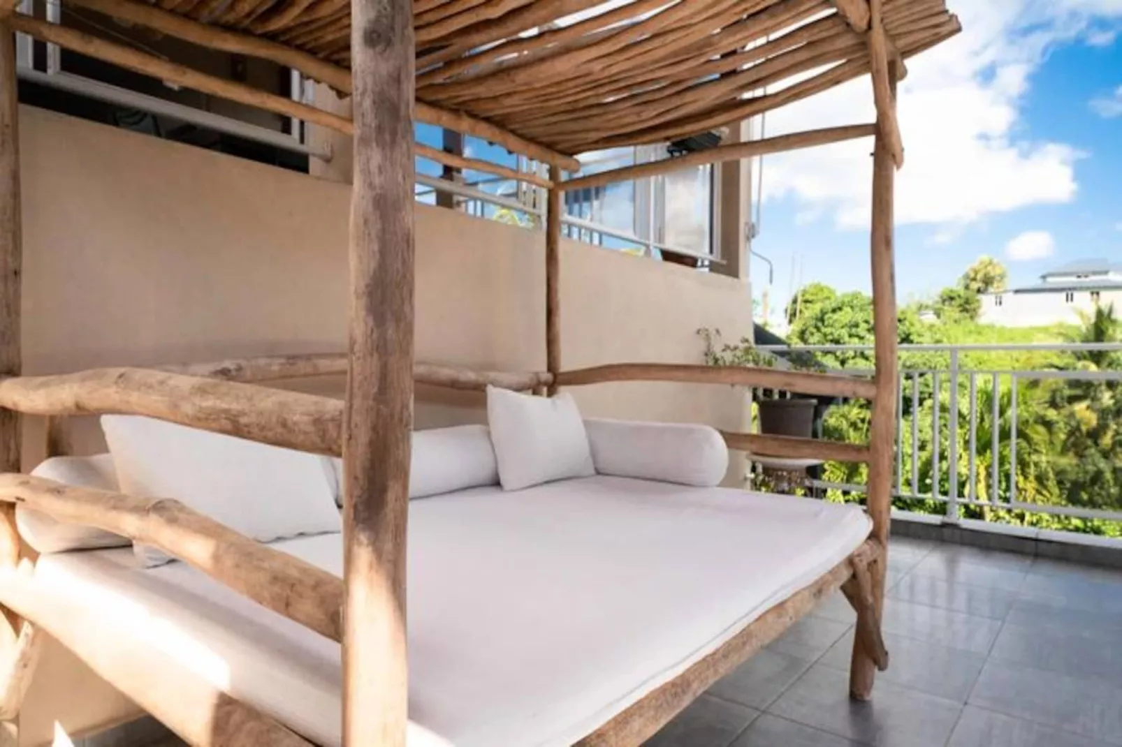 Villa Angerville-Non tagué