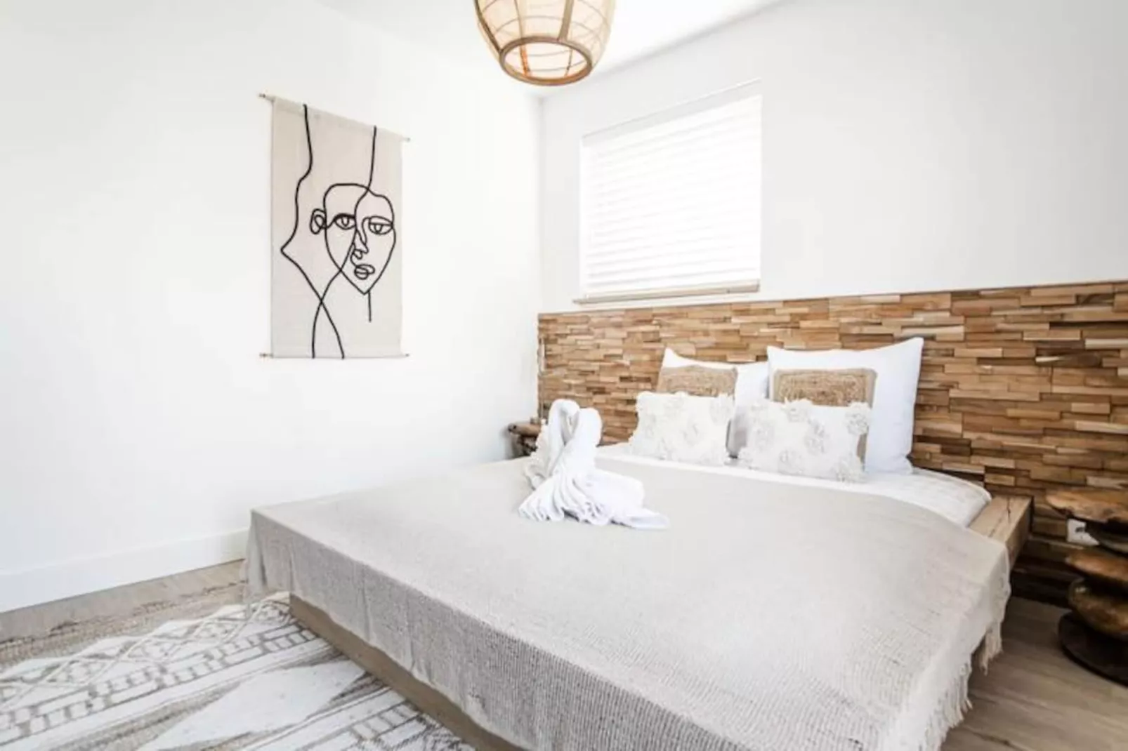 Marley&rsquo;s Beachhouse - Luxury Guest Room With Balcony-Untagged