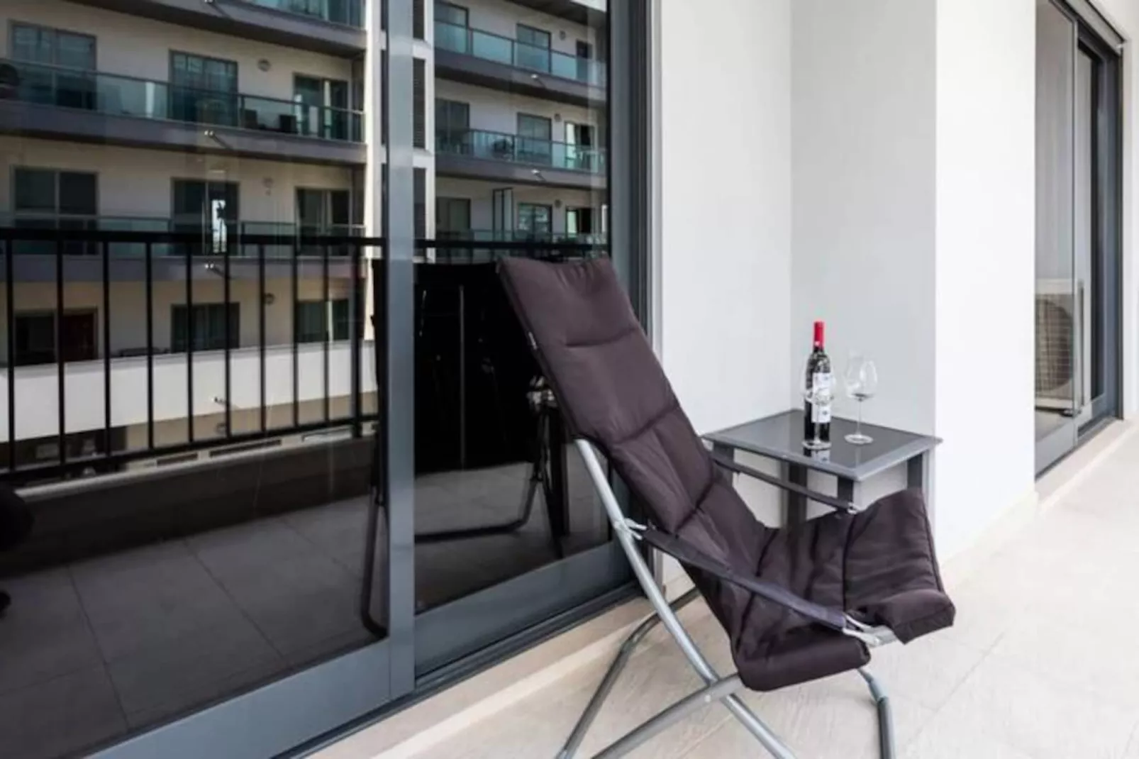 Lagos Marina Apartment-Untagged