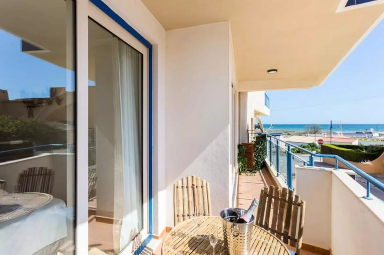 Meia Praia View Apartment-Untagged