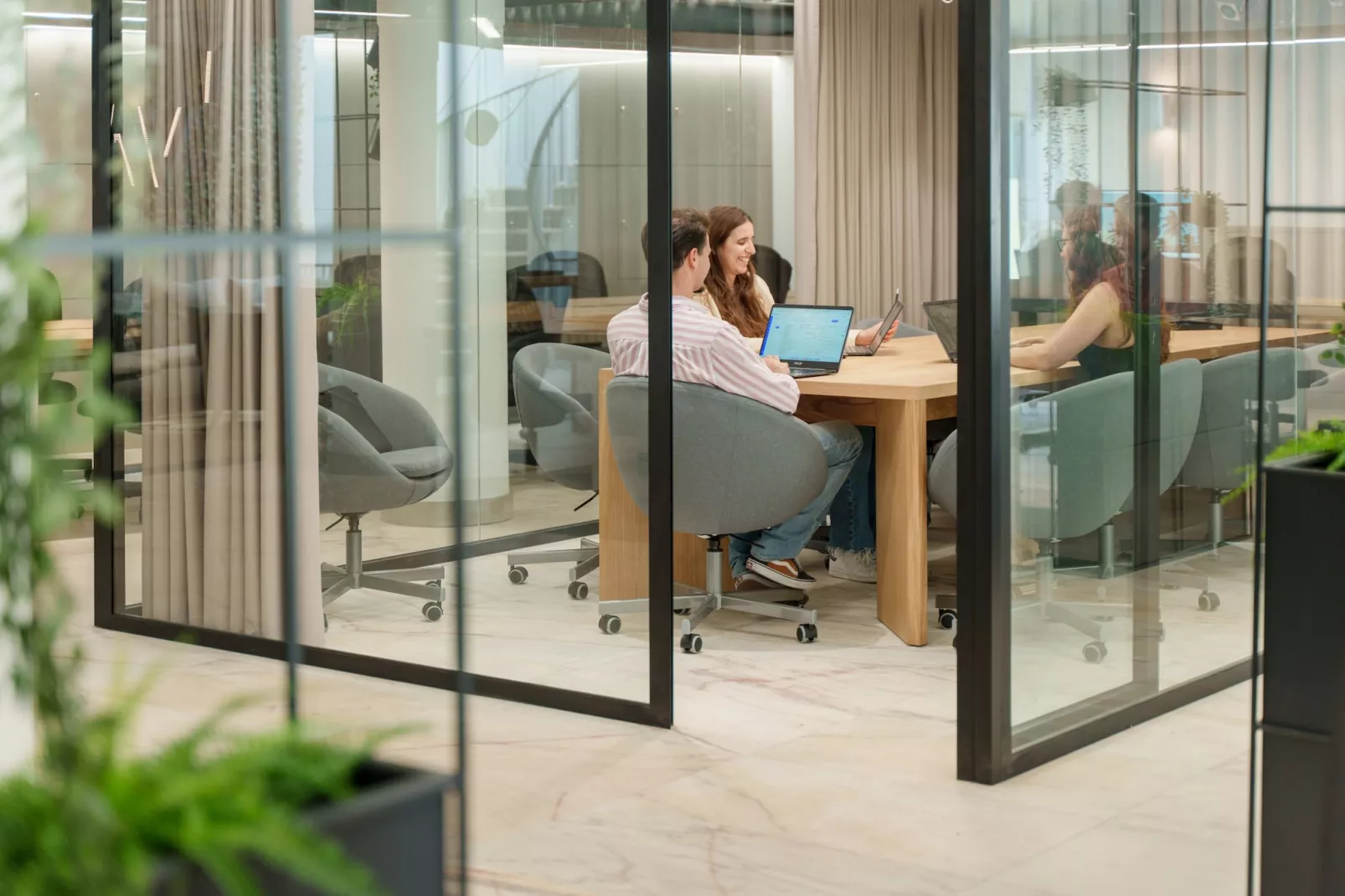 Feel Porto Firmeza Coworking & Flat 2.3-Dining room