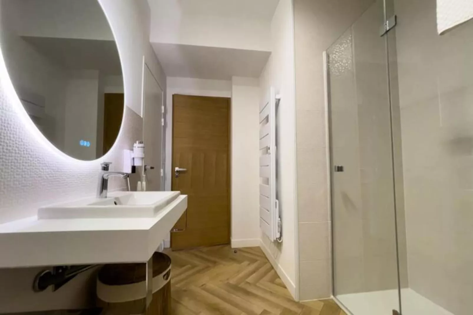 Maison R&eacute;gent & Spa - A L'ombre Des Pins-Non tagué