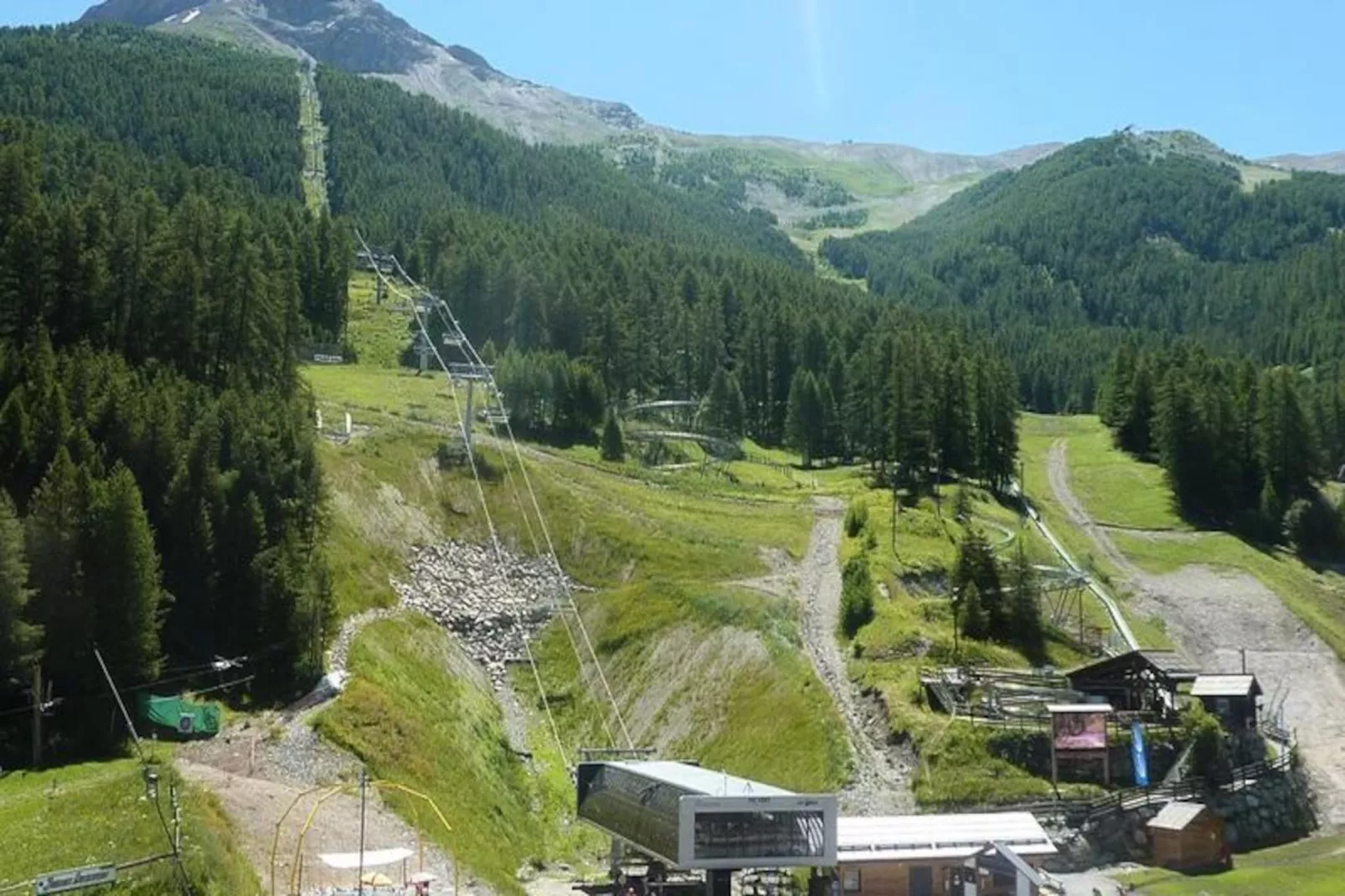 Résidence Les Carlines-Non tagué