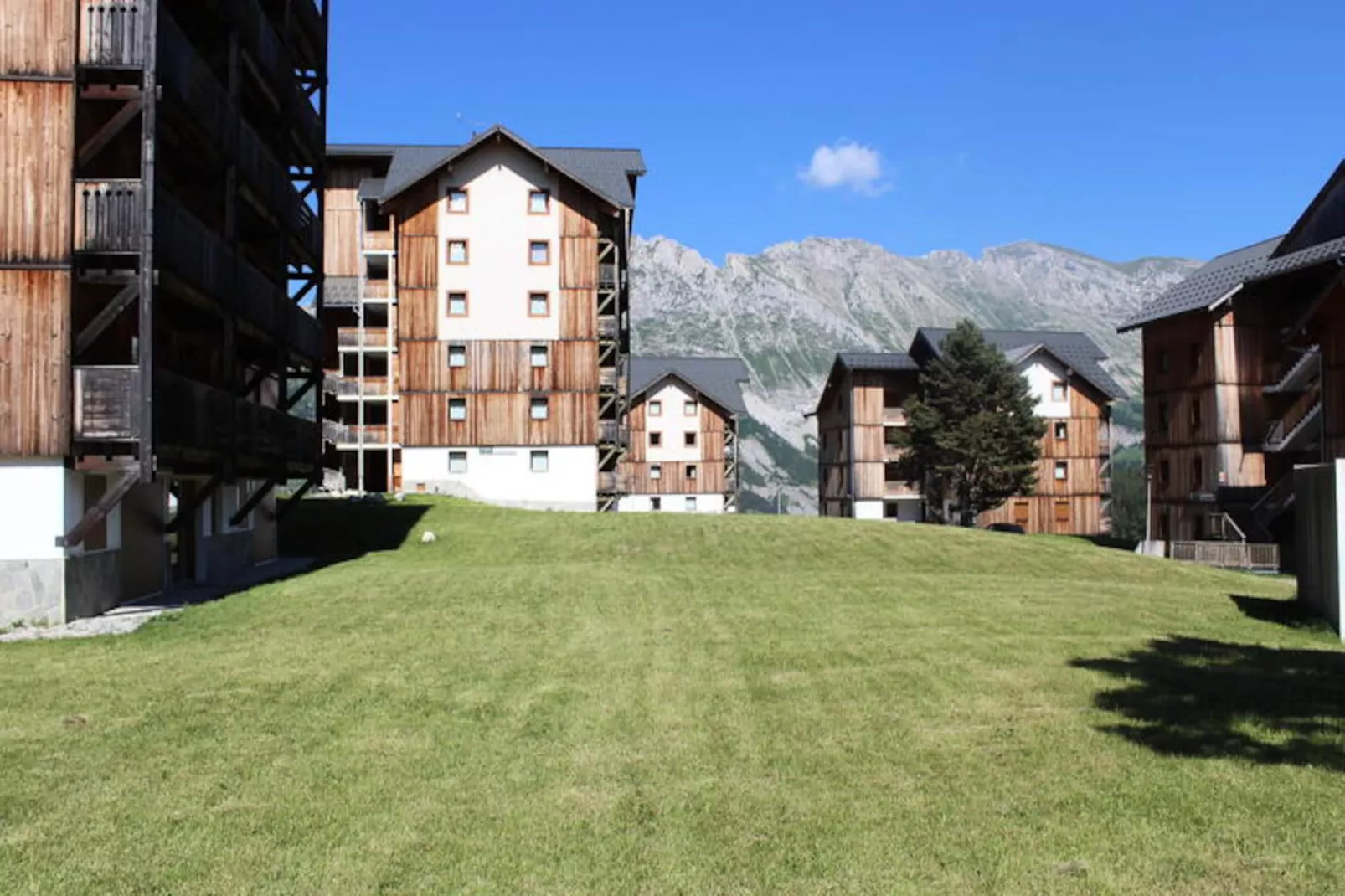 Les Chalets De Superd Heliantheme-Non tagué