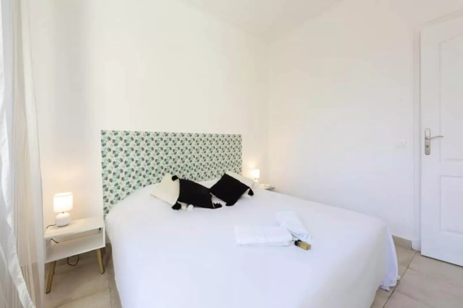 Résidence Robert Soleau Centre D'antibes, 3 Pièces Rénové Terrasse, Climatisation-Untagged