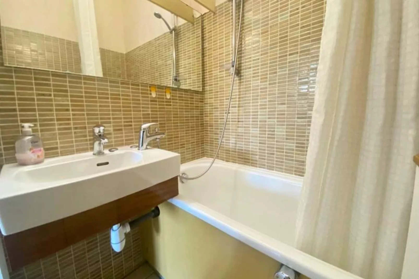 Résidence Les Jardins Du Port-Nicht zugeordnet