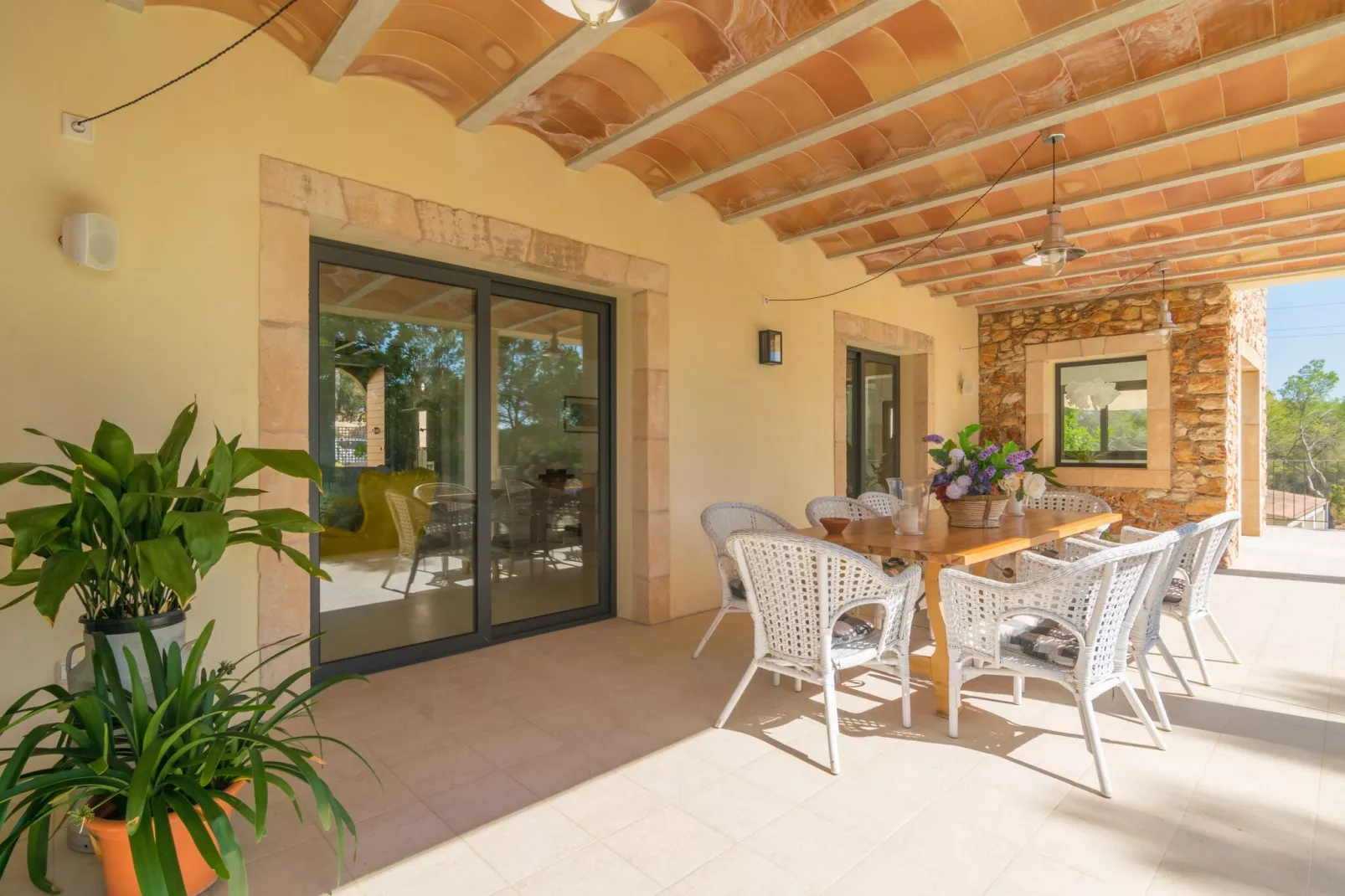 Villa Pins-Außenbereich Sommer