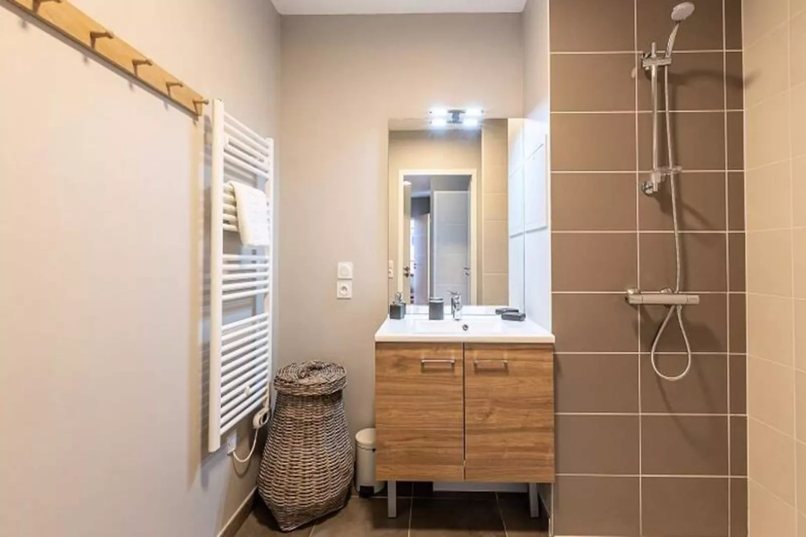 Résidence Lodges 1970-Untagged