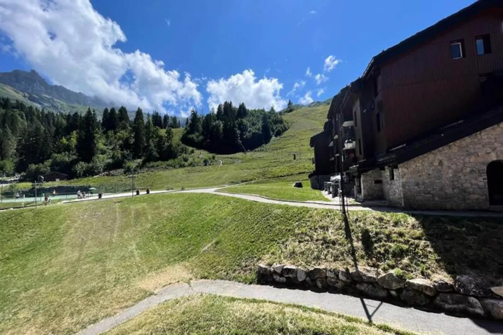 Résidence Roche Combe G-Non tagué