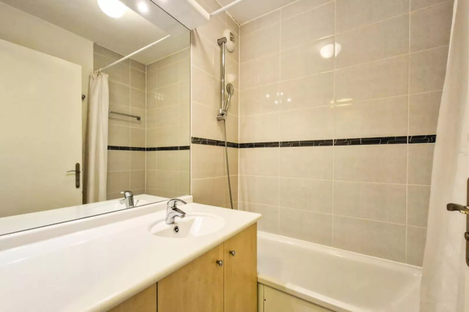 Résidence Les Pleiades-Non tagué