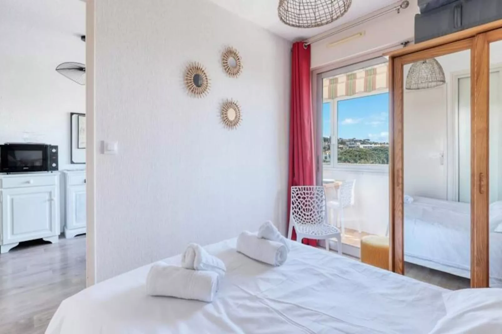 Résidence T2 &agrave; 600 M De La Plage ! Climatis&eacute;-Non tagué