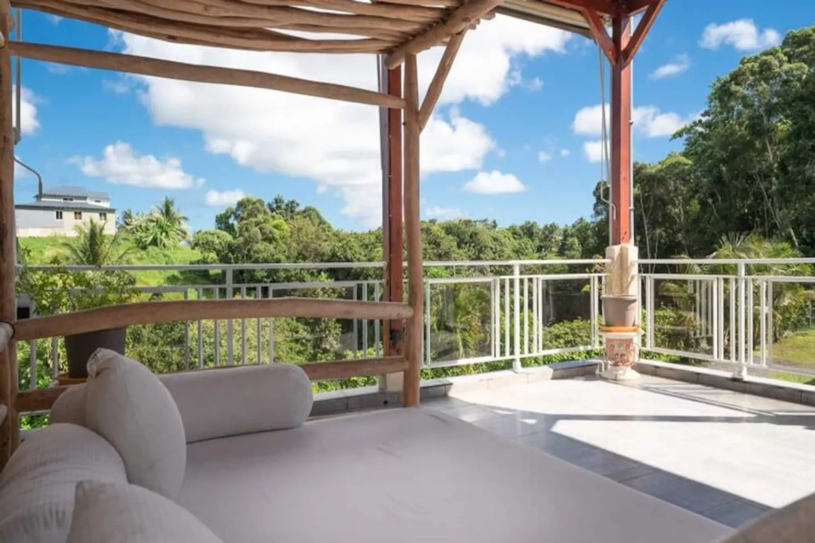 Villa Angerville-Non tagué