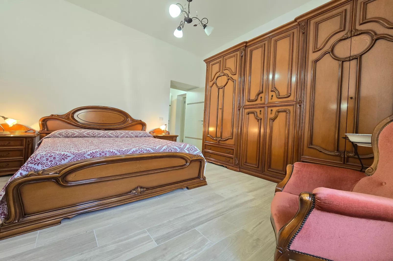 VILLA MARGHERITA-Bedroom