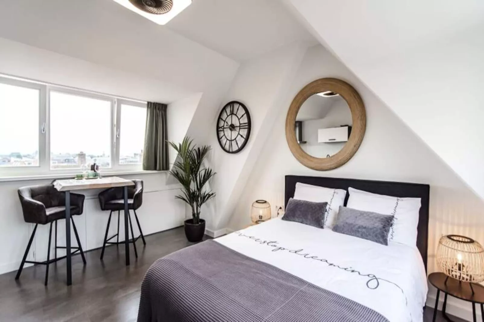 Seawave Studio 54-Untagged