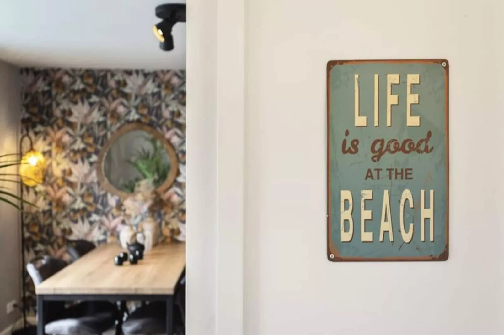 The Beach & Town Suite-Untagged