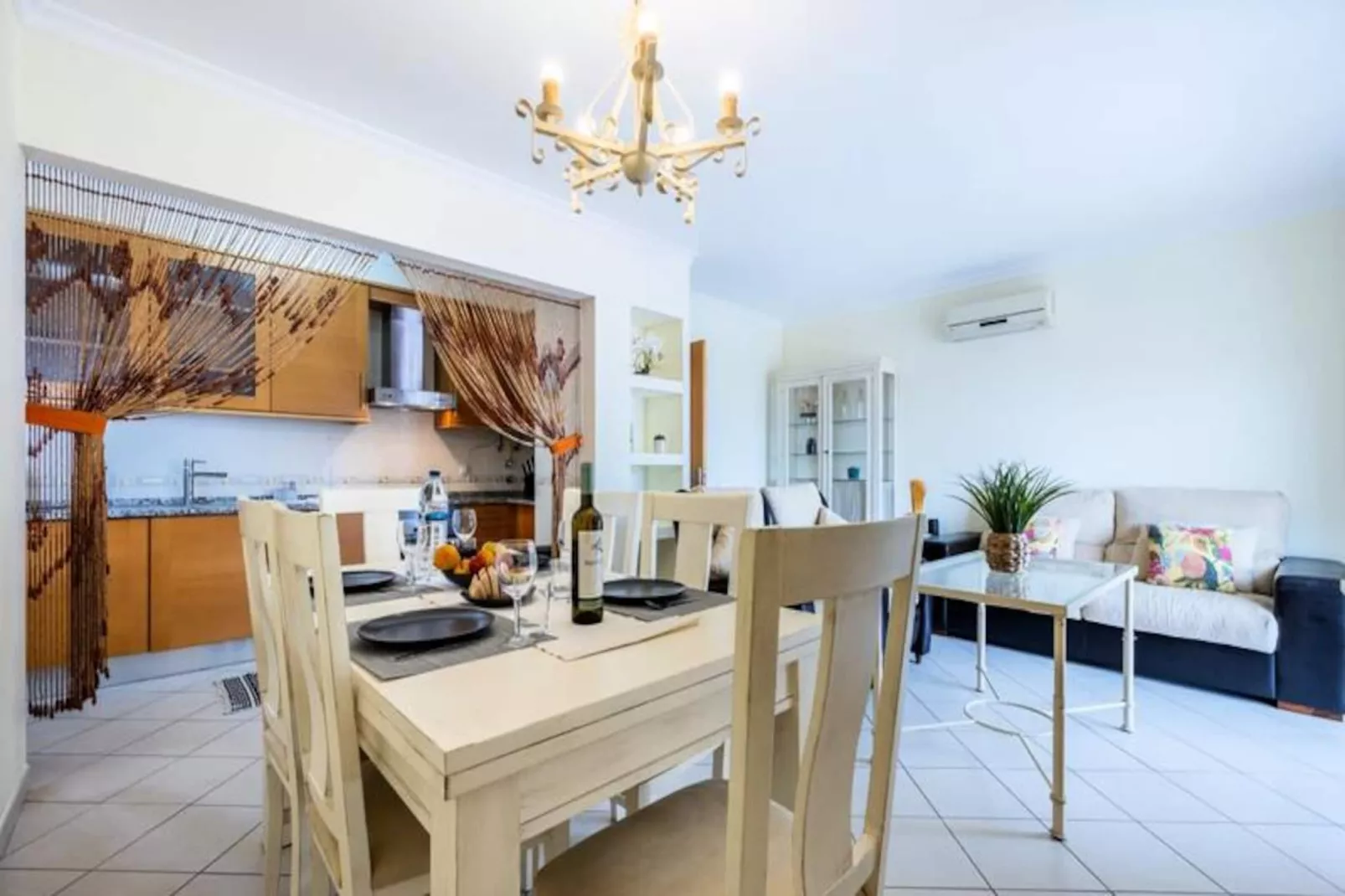 Altura Beach Apartment-Untagged