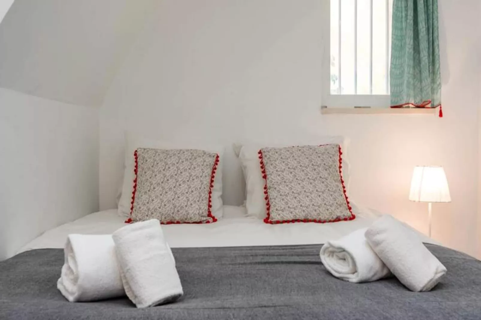 Dourada Townhouse - Olh&atilde;o-Non tagué