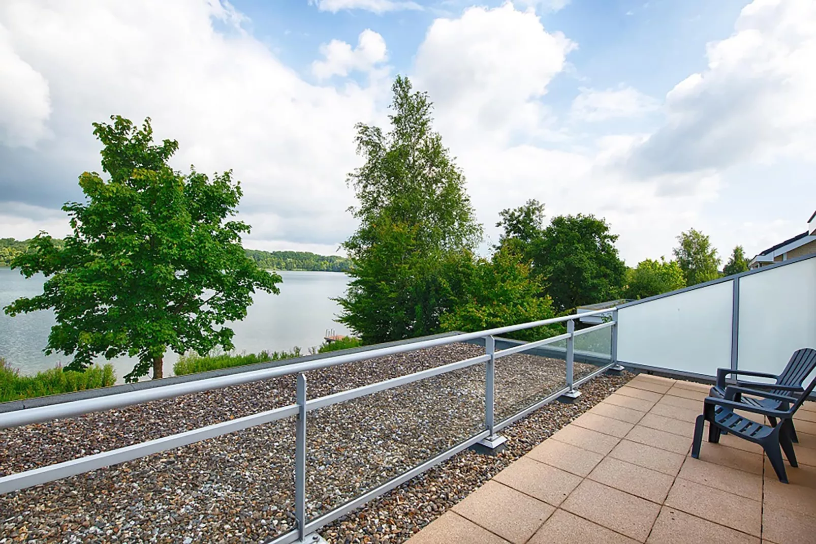 VIP Waterzicht 2-4 persoons-Terrasse/Balkon