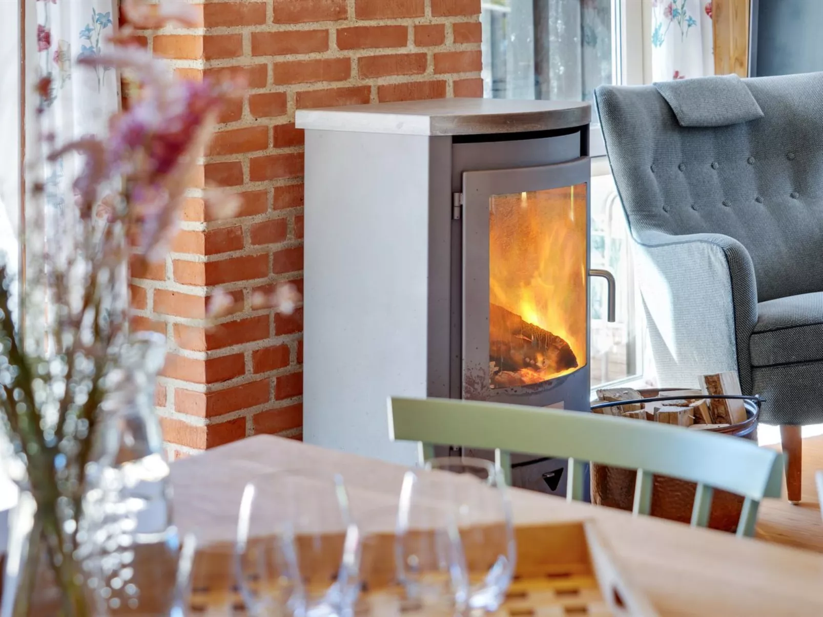 "Mea" -  from the sea-Inside