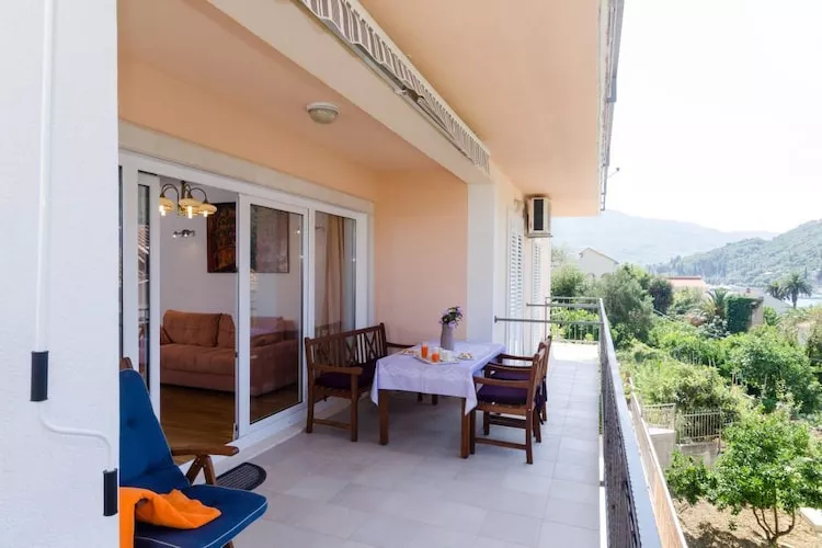 Apartment Marela- One Bedroom Apartment with Balcony and Sea View-Terrasse/Balkon