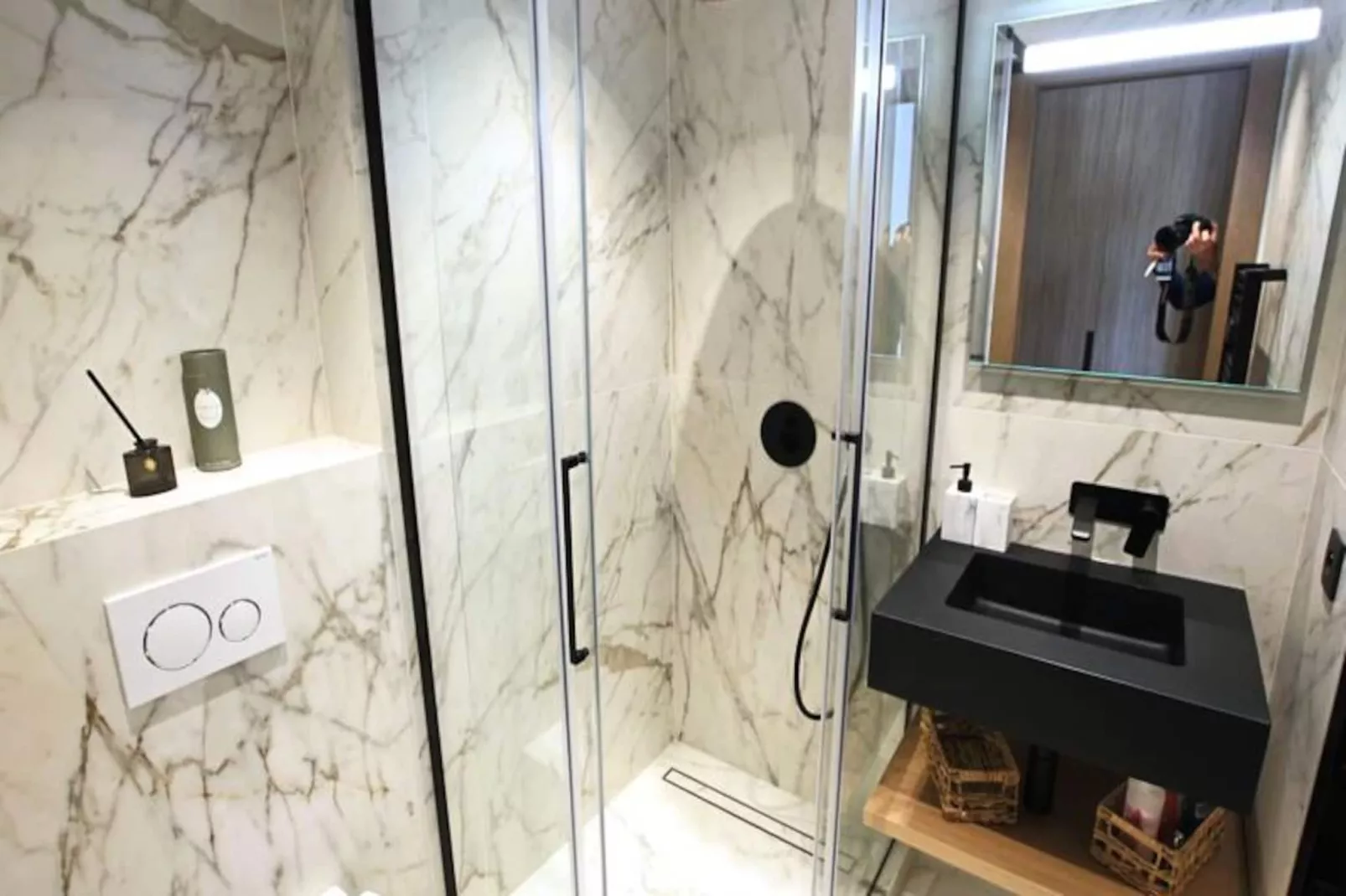 Résidence Appartement 3 Chambres En Suite De 105 M2 Sur Bld Croisette-Non tagué